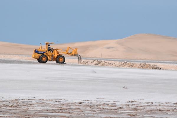 Salt being mined on land considered sacred by the Tohono O’odham Nation in Sonora, Mexico. (Photo by José Luís Bolaños)