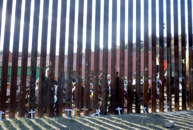 Attendees of the border Encuentro in Nogales, Sonora, seen from the Arizona side of the fence (photo by Katharine Davies Samway)