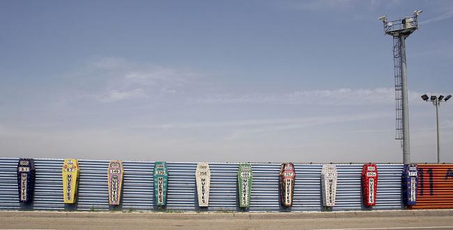 A monument for those who have died attempting to cross the US-Mexican border in Tijuana, México (Tomas Castelazo/Wikimedia Commons).