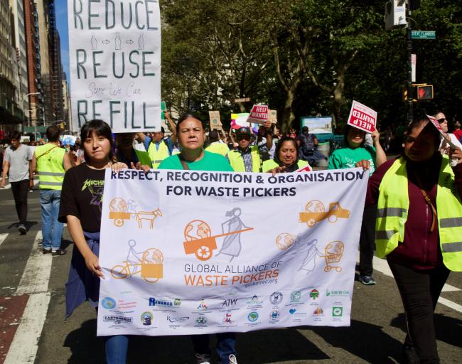 Canners and supporters marching in the 2019 Climate Strike, NYC (Photo by Christine Hegel)