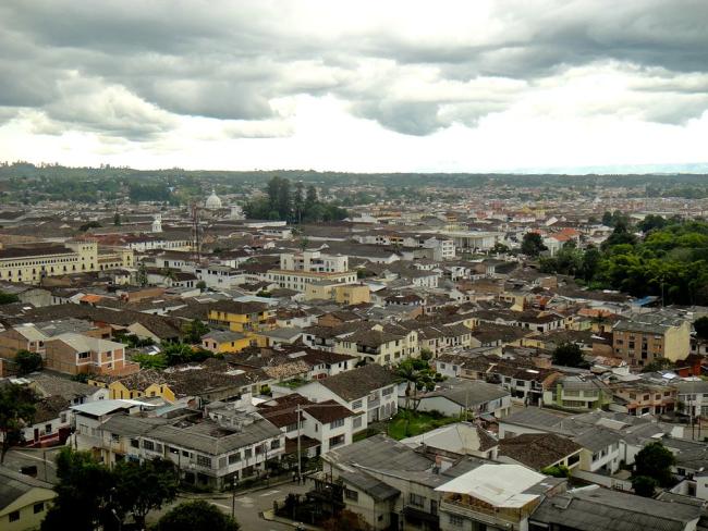 Vista panorámica de la ciudad colombiana de Popayán, donde se encuentra la Universidad del Cauca. Se realizó un seminario sobre regulación del consumo de cannabis en la universidad en junio. (Gersonparra11 / Wikimedia Commons / CC BY-SA 3.0)