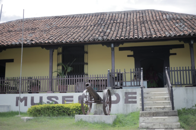 Farmhouse on the Santa Ursula plantation, Rivas, Nicaragua. (Michael Fox)