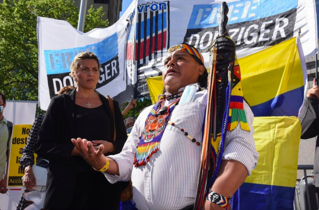 Shuar leader Lino Wampustrik speaks on the final day of Donziger's trial, May 17, 2021. Wampustrik witnessed oil contamination in his community in the Ecuadorian Amazon and now organizes in support of Donziger in New York City. (Gabriela Barzallo)