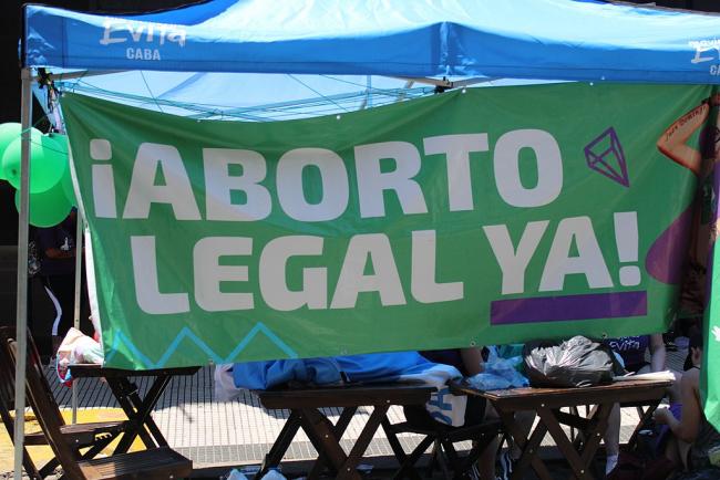 A demonstration for legal abortion in Argentina, December 2020 (Sangianense, Wikimedia Commons) 