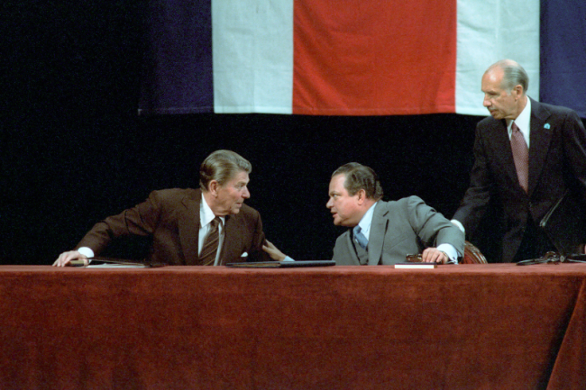 President Ronald Reagan and Costa Rica's President Luis Alberto Monge Álvarez at the signing of the U.S.-Costa Rica extradition treaty at the National Theater in San José, Costa Rica, 1982. (White House Photographic Office / Public Domain)