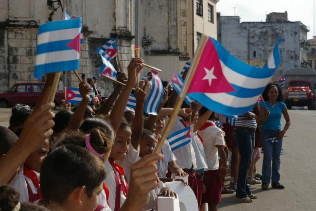 Cuban Children celebrate Cuban Independence Day in Havana (Flickr/ Thomassin Mickaël)