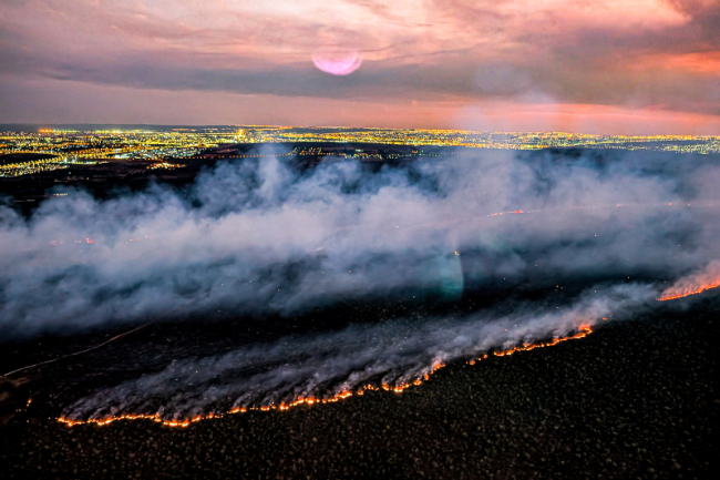 Fires burn in the National Park of Brasília, Brazil, September 15, 2024. (Ricardo Stuckert / PR / CC BY-ND 2.0)