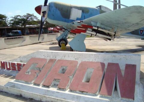 Cuban Memory Wars (Review)