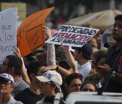 A protest in Guatemala on April 25 (Surizar / Creative Commons).