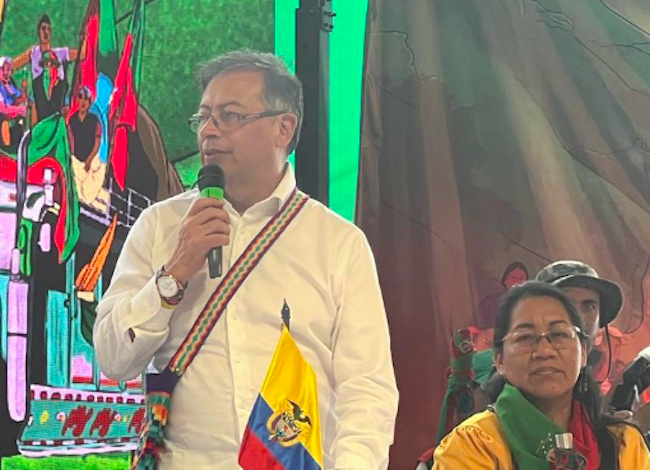 President Gustavo Petro meets with CRIC in Cauca, October 12, 2022. (Comunicaciones CRIC)