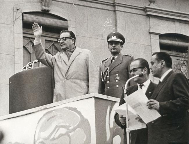 President Salvador Allende in Rancagua, Chile in 1971. (Biblioteca del Congreso Nacional Chile, Wikimedia Commons)